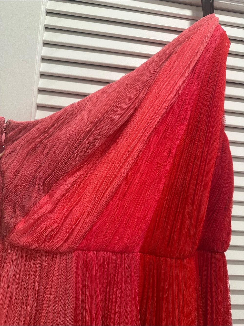 Hutch One-Shoulder Color Block Tulle Pleated Dress in Pink & Red Size 10 - Picture 5 of 7